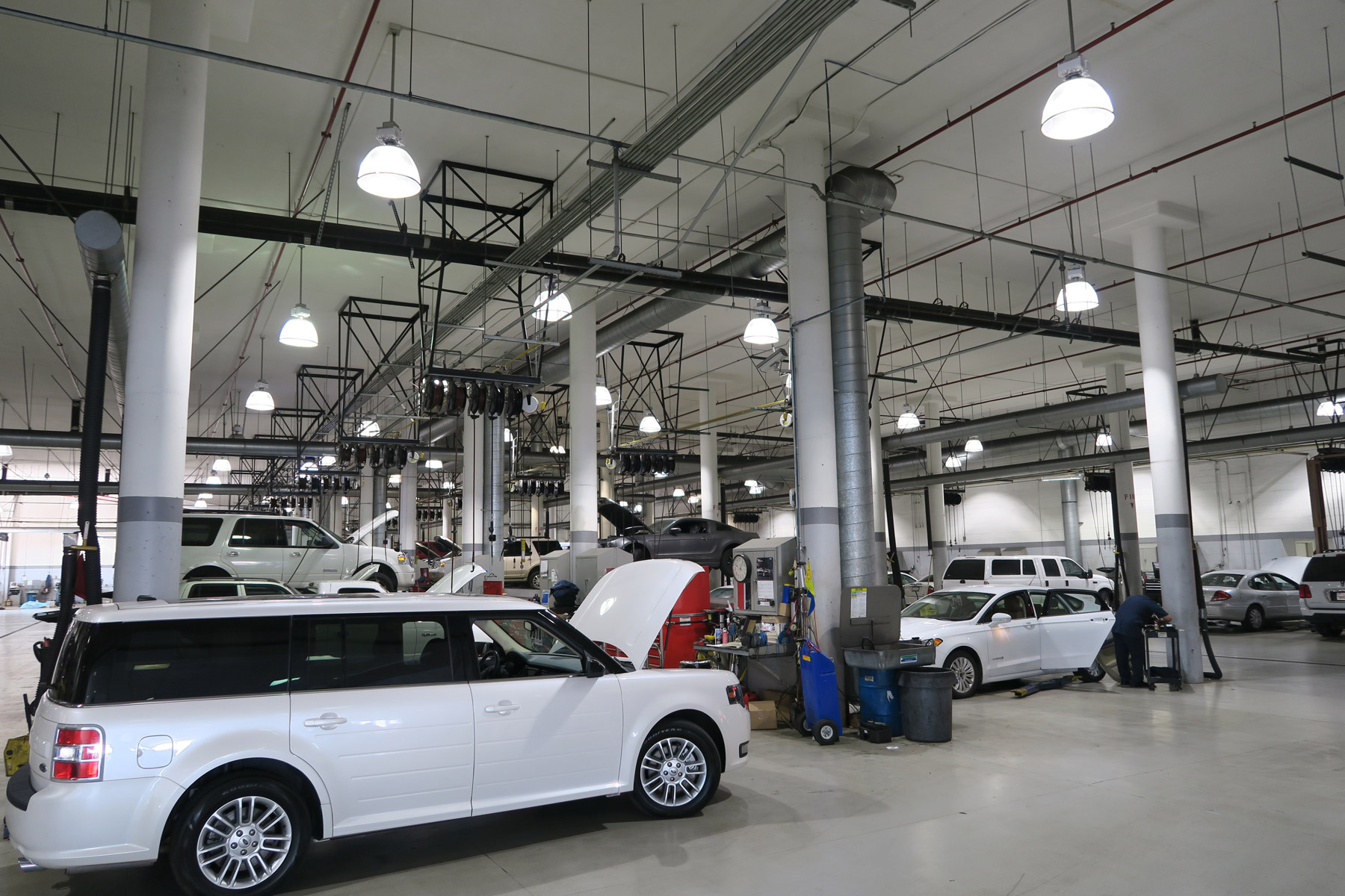auto dealership LED high bay Lights